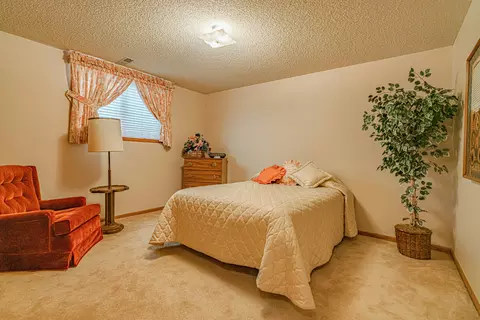 1976 Capitol Ave, Bismarck, ND 58501 photo 36