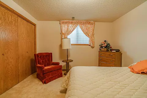 1976 Capitol Ave, Bismarck, ND 58501 photo 37