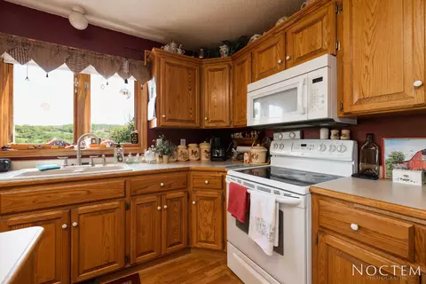 5425 Co Rd 80, Mandan, ND 58554 photo 12