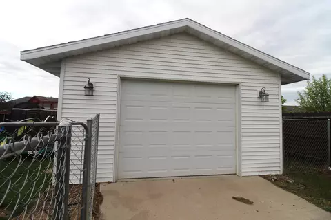 36 Santee Rd, Lincoln, ND 58504 photo 23