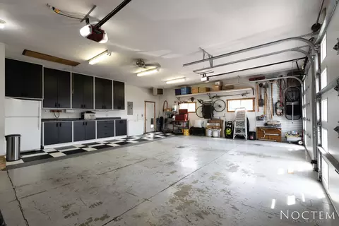 7601 Keystone Dr NW, Bismarck, ND 58503 photo 24