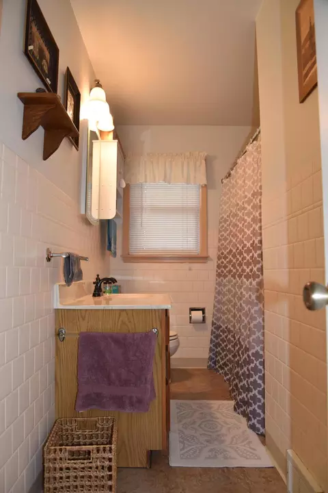 716 18th St, Bismarck, ND 58501 photo 14
