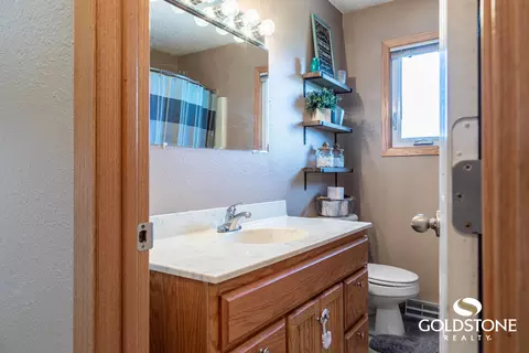 814 3rd Ave NE, Mandan, ND 58554 photo 23