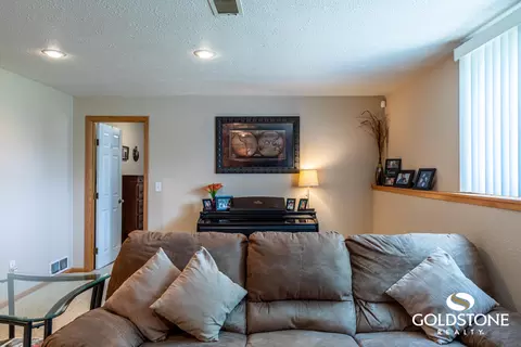 814 3rd Ave NE, Mandan, ND 58554 photo 29