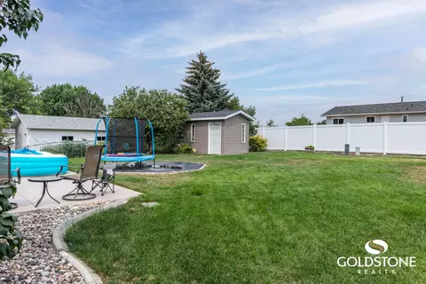 814 3rd Ave NE, Mandan, ND 58554 photo 46