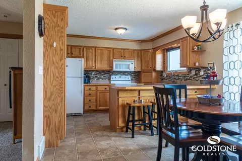 814 3rd Ave NE, Mandan, ND 58554 photo 13