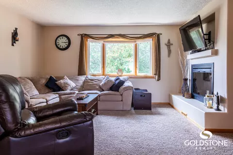 814 3rd Ave NE, Mandan, ND 58554 photo 8