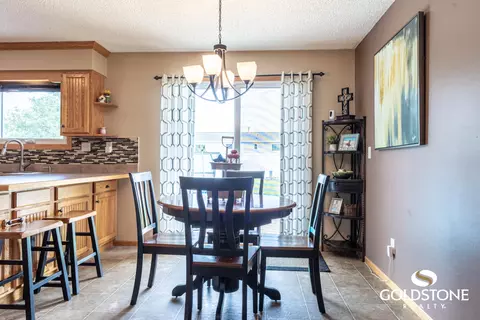 814 3rd Ave NE, Mandan, ND 58554 photo 12