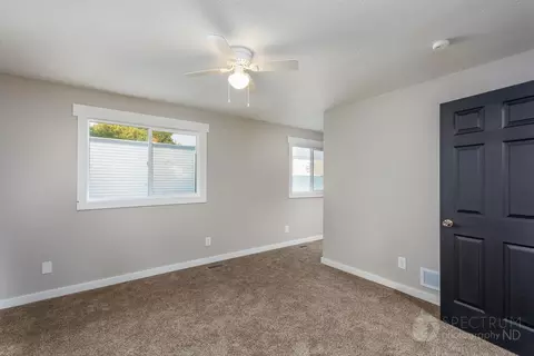 2847 Warwick Loop, Bismarck, ND 58504 photo 11