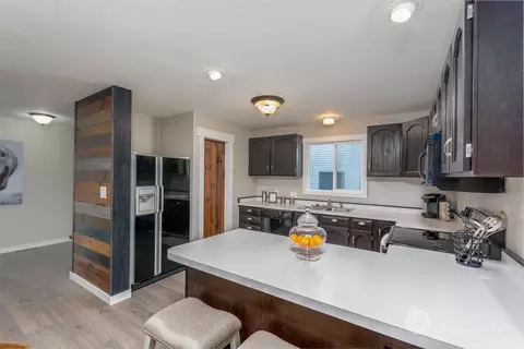 2847 Warwick Loop, Bismarck, ND 58504 photo 4