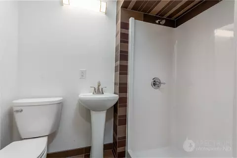 2847 Warwick Loop, Bismarck, ND 58504 photo 22