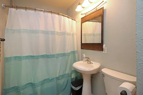 1616 E Avenue D, Bismarck, ND 58501 photo 13