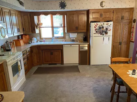 2032 9th St, Bismarck, ND 58501 photo 13