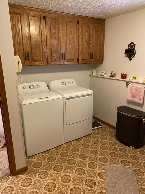2032 9th St, Bismarck, ND 58501 photo 26