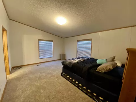 1849 N Valley Loop, Bismarck, ND 58503 photo 3