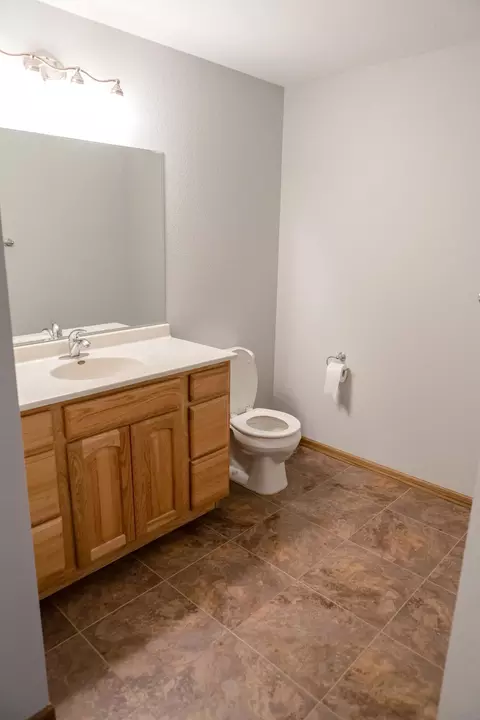 638 Calgary Ave E, Bismarck, ND 58503 photo 34