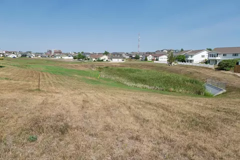 638 Calgary Ave E, Bismarck, ND 58503 photo 42