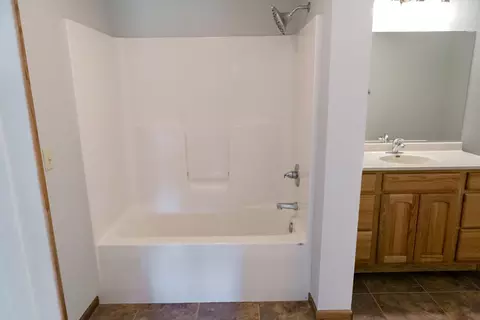 638 Calgary Ave E, Bismarck, ND 58503 photo 33