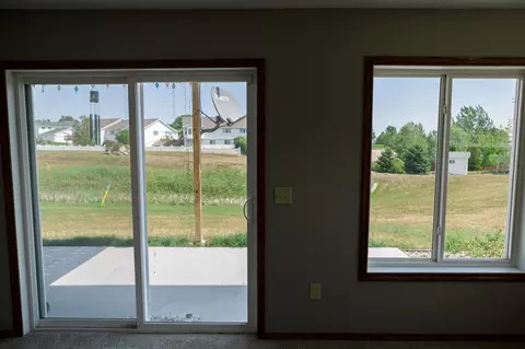 638 Calgary Ave E, Bismarck, ND 58503 photo 37