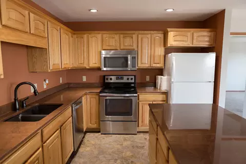 638 Calgary Ave E, Bismarck, ND 58503 photo 9