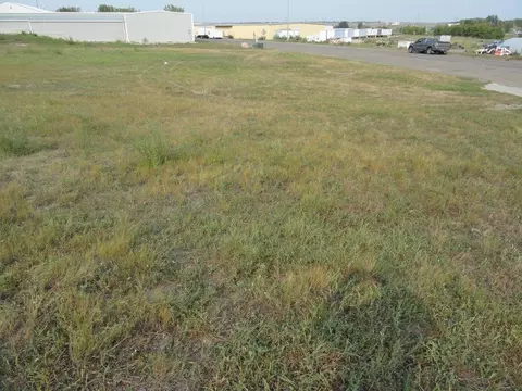 310 N 35th St, Bismarck, ND 58501 photo 5