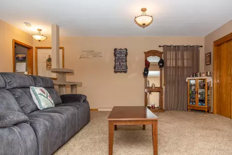 601 27th St N, Bismarck, ND 58501 photo 5