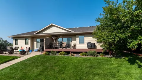 2312 Marina Rd SE, Mandan, ND 58554 photo 4