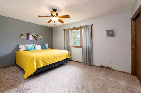 804 7th Ave NE, Mandan, ND 58554 photo 7