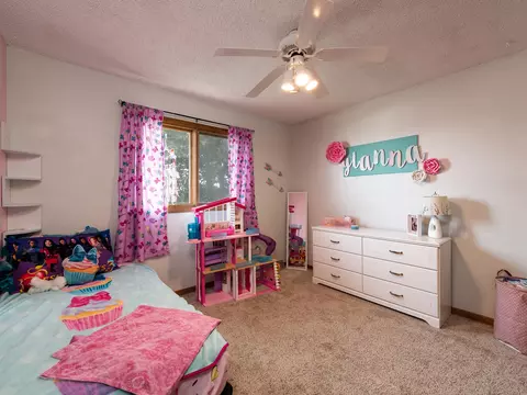 804 7th Ave NE, Mandan, ND 58554 photo 9