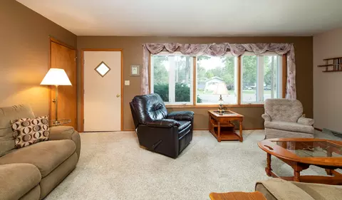 413 Interstate Ave, Bismarck, ND 58503 photo 2
