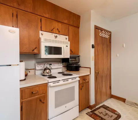 413 Interstate Ave, Bismarck, ND 58503 photo 6