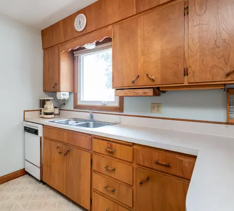 413 Interstate Ave, Bismarck, ND 58503 photo 7