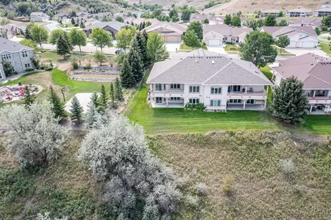 1910 Mesquite Loop, Bismarck, ND 58503 photo 1