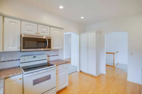 1910 Mesquite Loop, Bismarck, ND 58503 photo 13