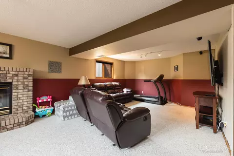 3126 Hampton St, Bismarck, ND 58504 photo 26