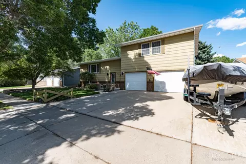1644 Cologne Dr, Bismarck, ND 58504 photo 34