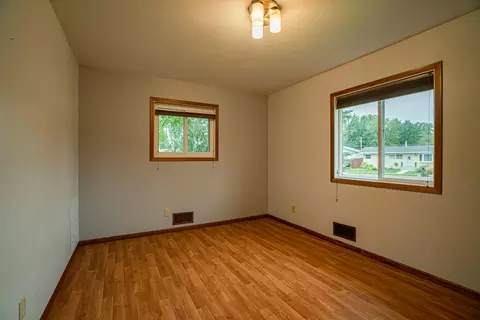 634 Garden Dr, Bismarck, ND 58504 photo 14