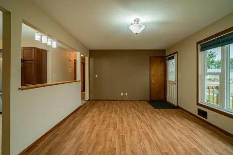 634 Garden Dr, Bismarck, ND 58504 photo 10