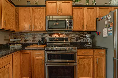 2722 Plainview Dr SE, Mandan, ND 58554 photo 13