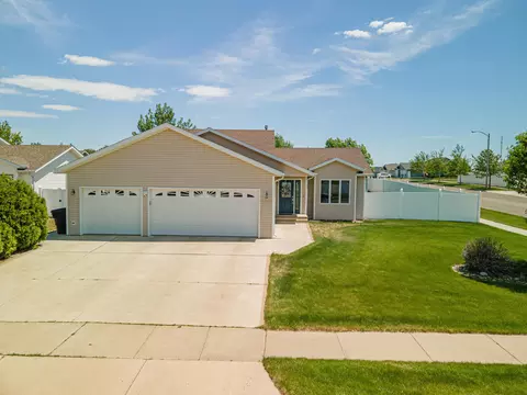 2722 Plainview Dr SE, Mandan, ND 58554 photo 39