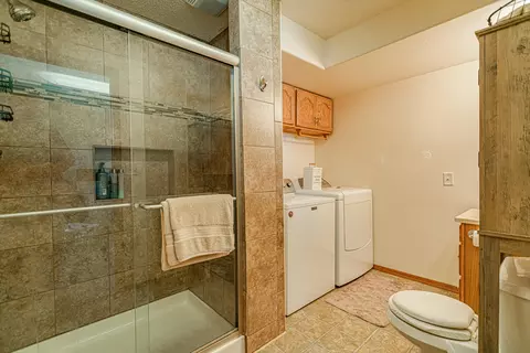 2722 Plainview Dr SE, Mandan, ND 58554 photo 24