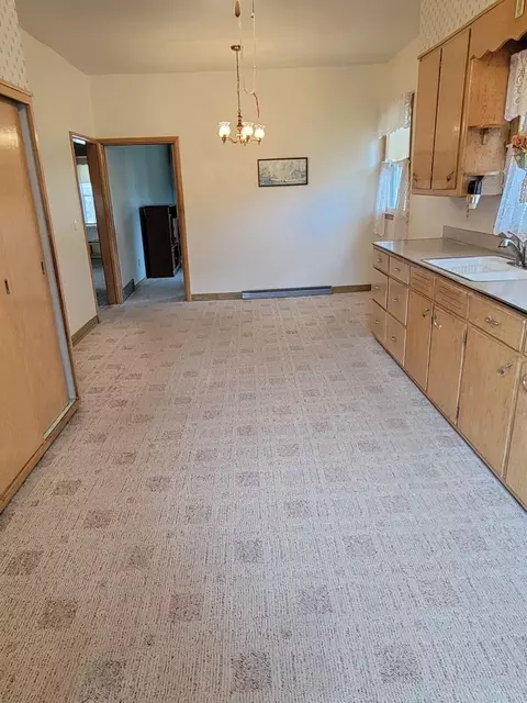 102 2nd Ave SE, Ashley, ND 58413 photo 4
