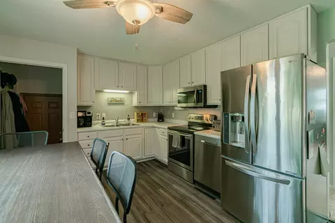608 Denver Ave E, Bismarck, ND 58504 photo 5