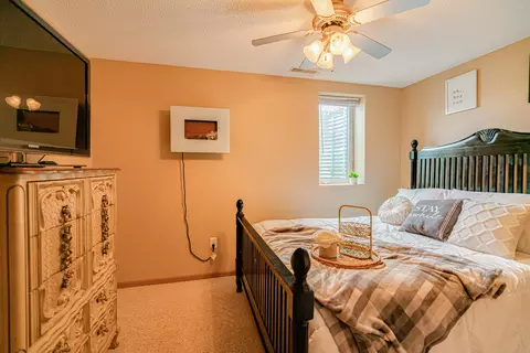 608 Denver Ave E, Bismarck, ND 58504 photo 35