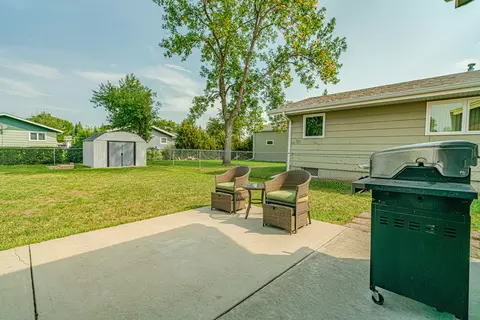 608 Denver Ave E, Bismarck, ND 58504 photo 51