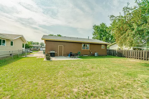 608 Denver Ave E, Bismarck, ND 58504 photo 50