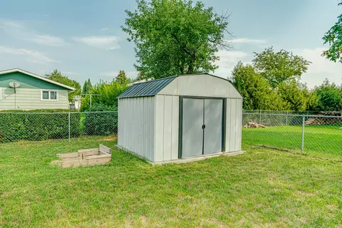 608 Denver Ave E, Bismarck, ND 58504 photo 48