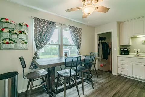 608 Denver Ave E, Bismarck, ND 58504 photo 8
