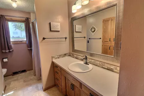 1401 16th St SE, Mandan, ND 58554 photo 23