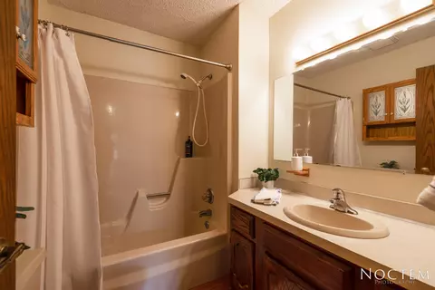 1185 Jefferson Ave, Bismarck, ND 58504 photo 12
